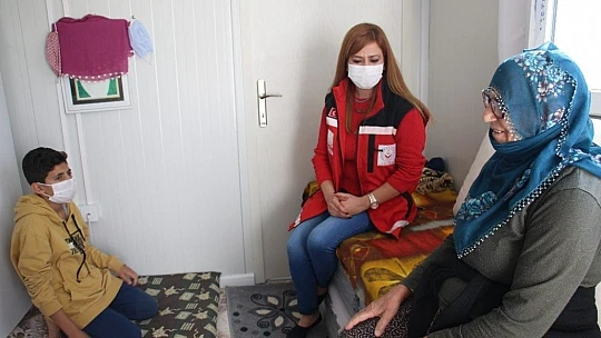 Elazığ'dan İzmir'e içleri ısıtan depremzede kardeşliği