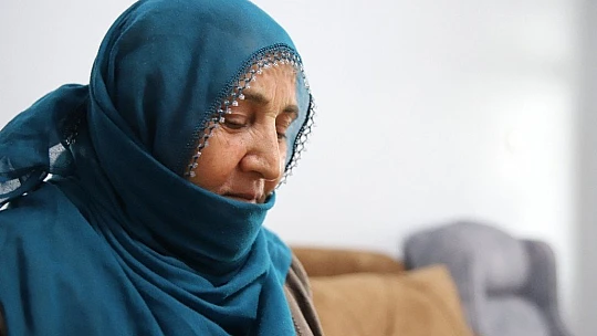 Elazığ depreminde enkazdan 17 saat sonra kurtarılan Hatun nine o anları anlattı