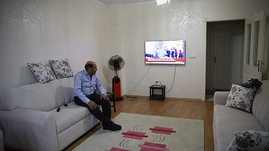 Elazığ depreminde kızını kaybeden baba: 'O duyguların hepsini yeniden yaşadık'