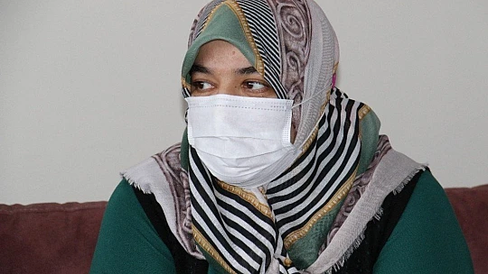 Elazığ depreminin simge isimlerinden Azize Çelik'i, ilk müdahaleyi yapan ekip ziyaret etti