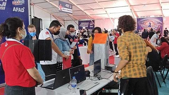 Elazığ Gençlik Merkezi TEKNOFEST'te finalde