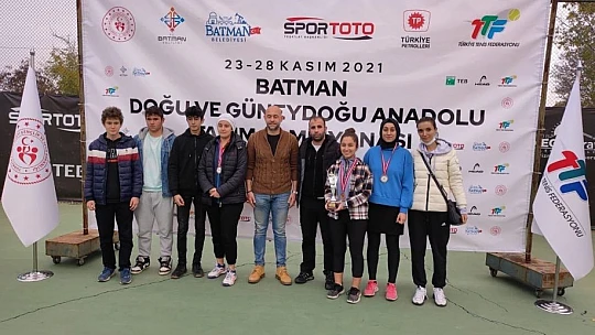 Elazığ Gençlik Spor, teniste 3. oldu