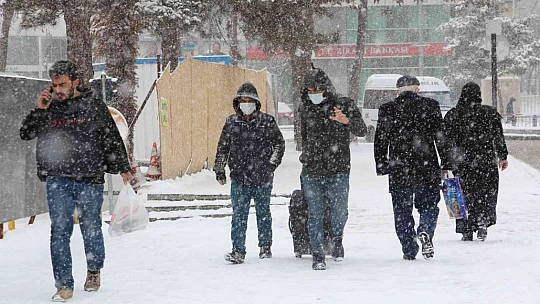 Elazığ ilkbaharda kışı yaşıyor
