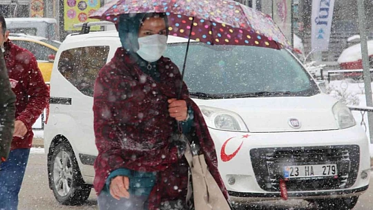 Elazığ ilkbaharda kışı yaşıyor