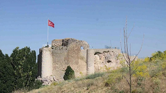 Elazığ'ın turizme açılan kapısı Harput'a ziyaretçi akını
