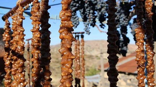 Elazığ'ın vazgeçilmez tescilli lezzeti 'Orcik' için mesai başladı