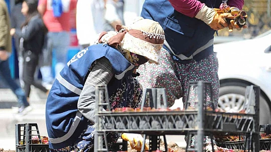 Elazığ, kadın eliyle güzelleşiyor