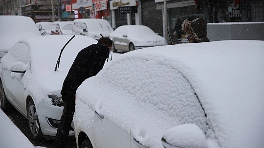 Elazığ kar yağışı ile beyaza büründü, eğitime ara, engelli ve hamilelere izin verildi