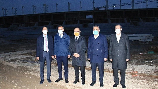 Elazığ protokolü biten ve yapımı süren spor tesislerini inceledi