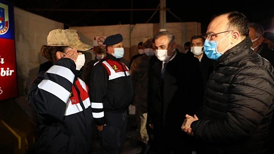 Elazığ protokolü yeni yıla güvenlik güçleriyle girdi