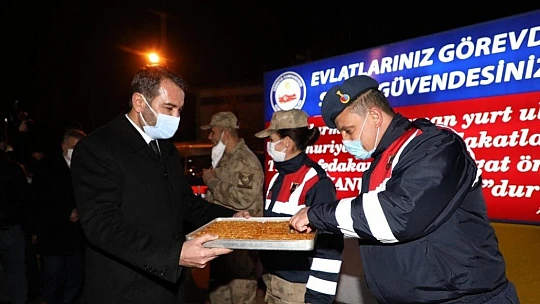 Elazığ protokolü yeni yıla güvenlik güçleriyle girdi
