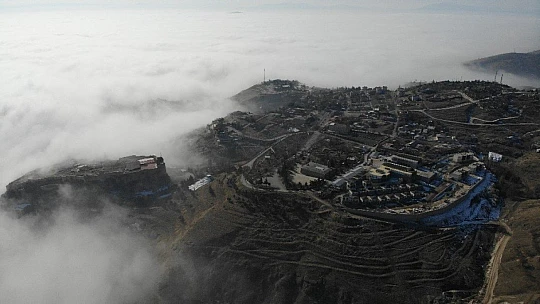 Elazığ sis denizinde kayboldu, eşsiz görüntüler oluştu