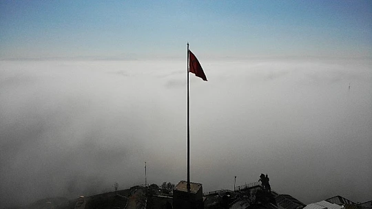 Elazığ sis denizinde kayboldu, eşsiz görüntüler oluştu