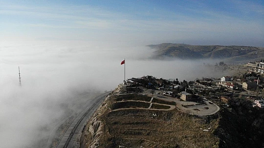 Elazığ sis denizinde kayboldu, eşsiz görüntüler oluştu