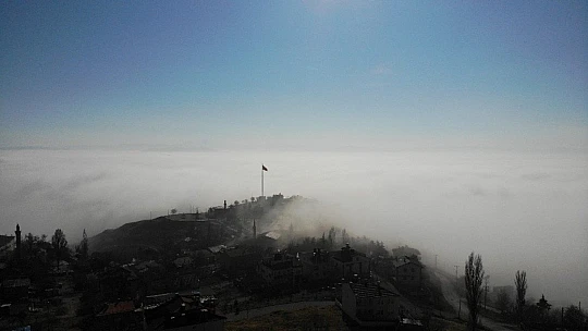 Elazığ sis denizinde kayboldu, eşsiz görüntüler oluştu