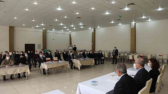 Elazığ Valisi Toraman, Maden ilçesinde incelemelerde bulundu