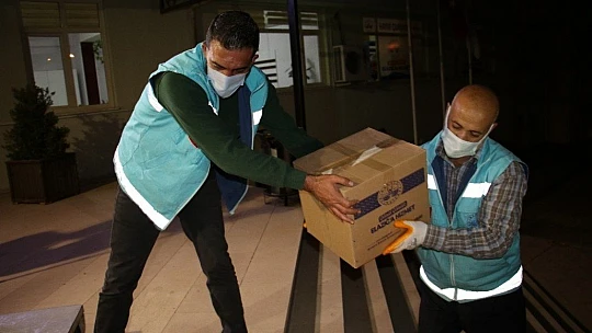 Elazığ Valisi Yırık, 'Deprem yaşamış bir il olarak hemen yardım ve ekiplerimizi gönderdik'