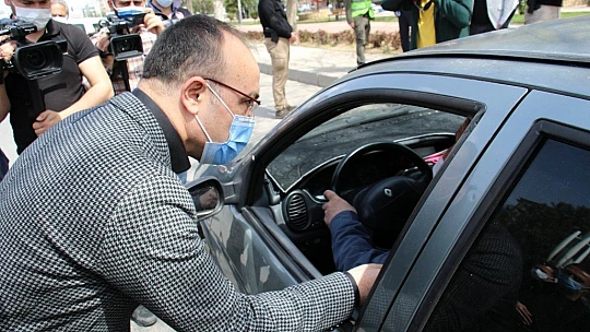 Elazığ Valisi Yırık: 'Mutant virüsle birlikte bulaş riski günlük 300'lere vardı'