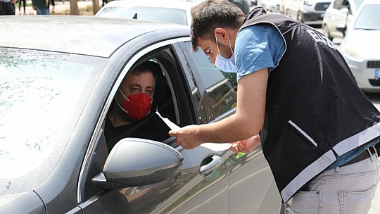 Elazığ Valisi Yırık: 'Mutant virüsle birlikte bulaş riski günlük 300'lere vardı'