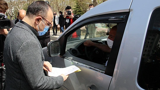 Elazığ Valisi Yırık: 'Mutant virüsle birlikte bulaş riski günlük 300'lere vardı'