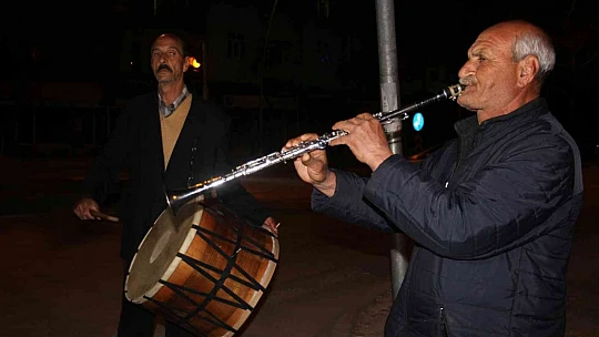 Elazığlılar ilk sahura davul ve klarnet sesiyle uyandı