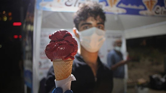 Elazığlılar Salçalı Köfte Festivalinde Zafer Döner'le coştu