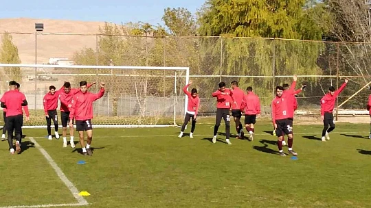 Elazığspor tam kadro çalıştı