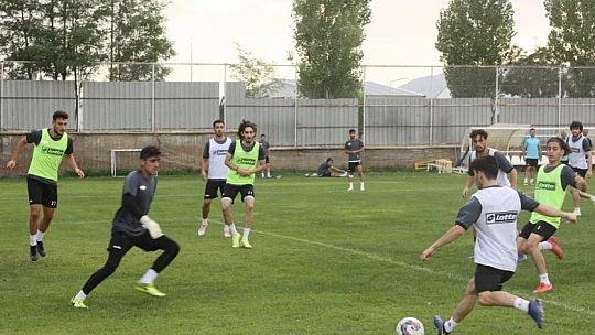 ES Elazığspor Başkanı Çayır: 'Lige kazanarak başlamak istiyoruz'