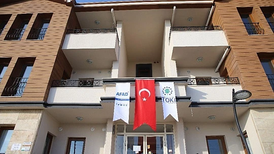 'Yapılanları görmeyenler var ama çok güzel iş başardılar'