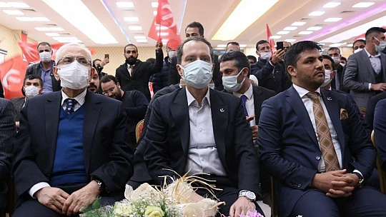 Fatih Erbakan Yeniden Refah Partisi kongresinde konuştu