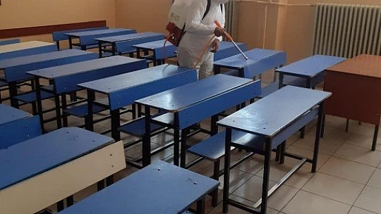 Okullarda Temizlik ve Dezenfektasyon Çalışması Yapıldı
