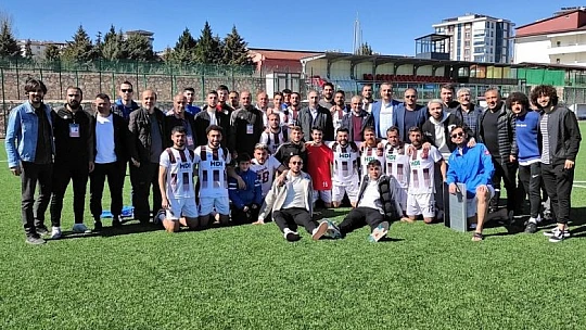 Fırat Üniversitesi, 43 puanla bitirdi