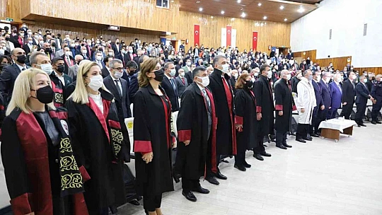 Fırat Üniversitesi'nde akademik yılı açılış töreni yapıldı