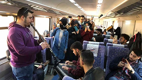 Fırat Üniversitesi'nden tren yolculuğu ve Palu gezisi