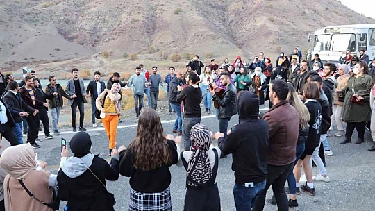 Fırat Üniversitesi'nden tren yolculuğu ve Palu gezisi