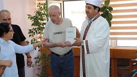 Fransalı Emile Müslüman oldu