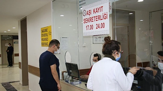 2 günde bin 492 sağlık çalışanı aşılandı