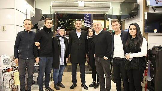 Başkan Şerifoğulları, Gazi Caddesindeki Esnafları Ziyaret Etti