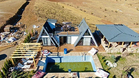 Göl manzaralı bungalov evler Elazığ'ın turizmine katkı sağlayacak