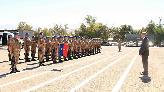 Gurur ve hüzün bir arada: Komandolar Suriye'ye uğurlandı