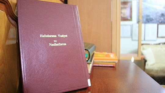 Hafız Abdullah Nazırlı'dan geriye kalan eserler vakfa ve Millet Kütüphanesi'ne gidecek