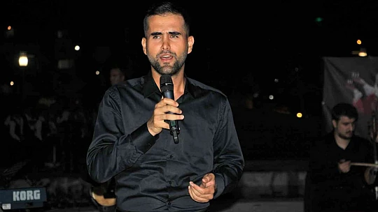 Halk Eğitim Merkezi korosu, kürsübaşı konserinde seslendirdikleri eserlerle kulakların pasını sildi