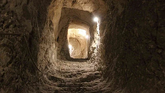 Harput Kalesi'nin tarihi çıkan buluntular ile 2 bin 200 yıl geriye gitti