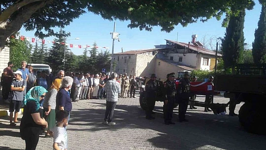 Hayatını kaybeden Kıbrıs gazisi Elazığ'da son yolculuğuna uğurlandı