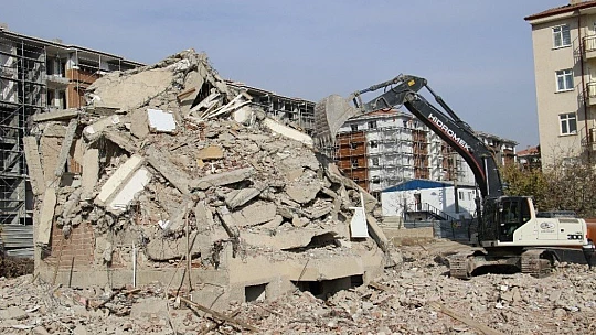 Bir mahalle 2 bin 251 konutla hızla dönüşüyor