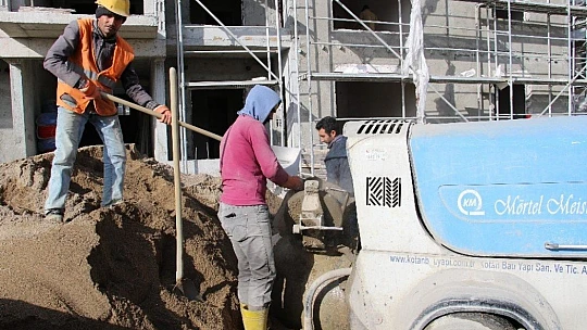 Bir mahalle 2 bin 251 konutla hızla dönüşüyor