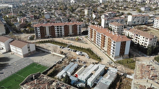 Bir mahalle 2 bin 251 konutla hızla dönüşüyor