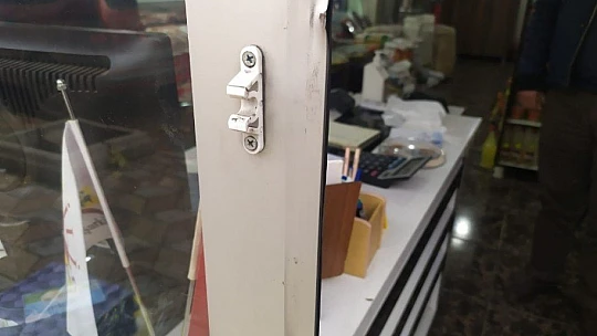 Hırsızlar et ve tulum peyniri çaldı, yakalanmamak için kayıt cihazını da götürdü