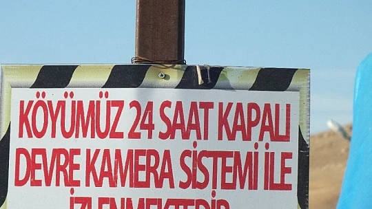 Hırsızlar için kurulmuştu, pandemide işe yaradı bu köye Covid-19 giremedi