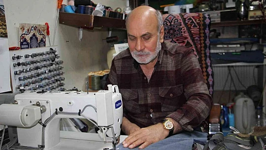 Hobi olarak başladı, terzi dükkânını müzeye çevirdi